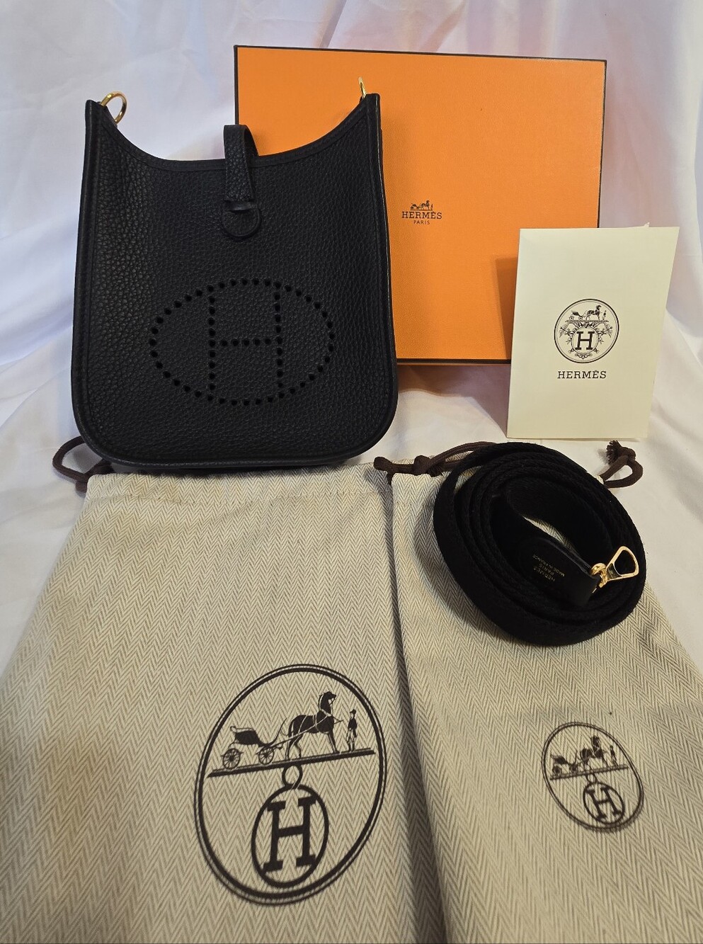 Hermès Evelyne 16 TPM Noir Black Taurillon Clemence GHW (U Stamp) Full Set